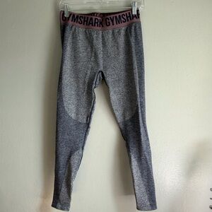 Gymshark Heather Gray Leggings‎ with Mauve Waistband
